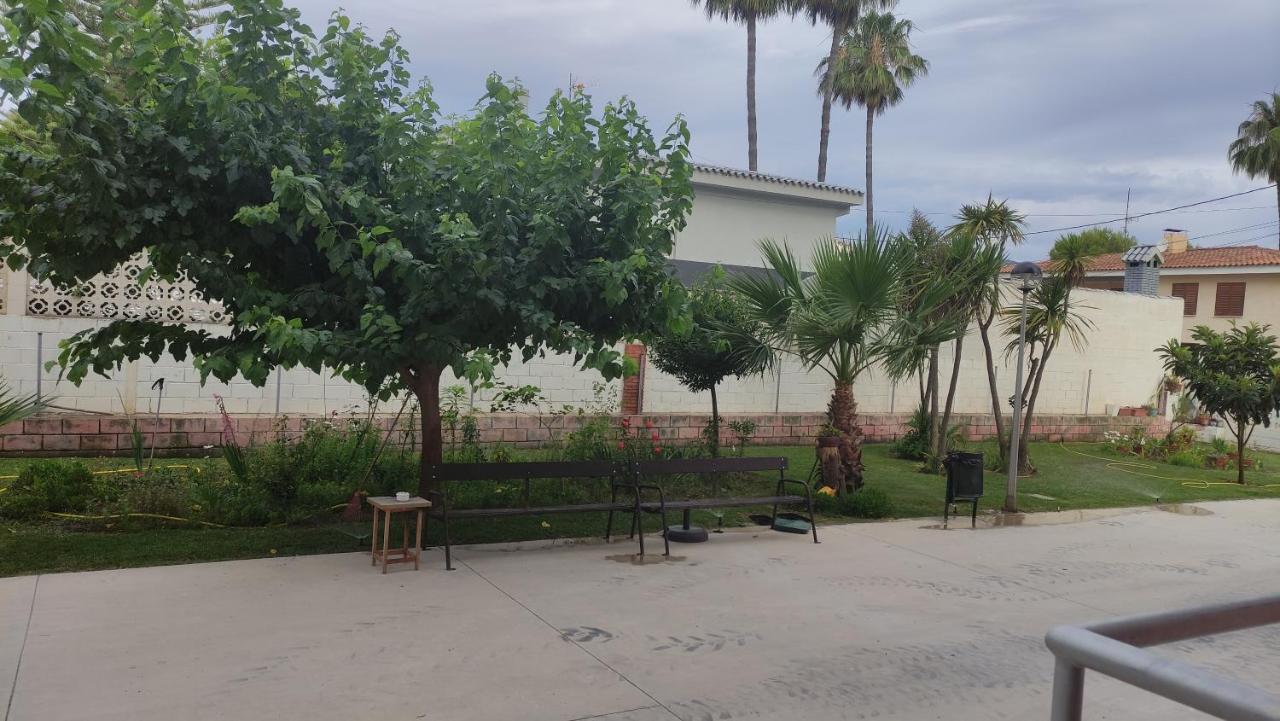 شقة Apartamento Con Piscina Y Cerca De La Playa بينيكاسّين المظهر الخارجي الصورة
